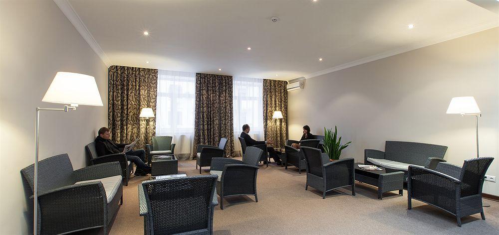 Bontiak Hotel Киев Екстериор снимка