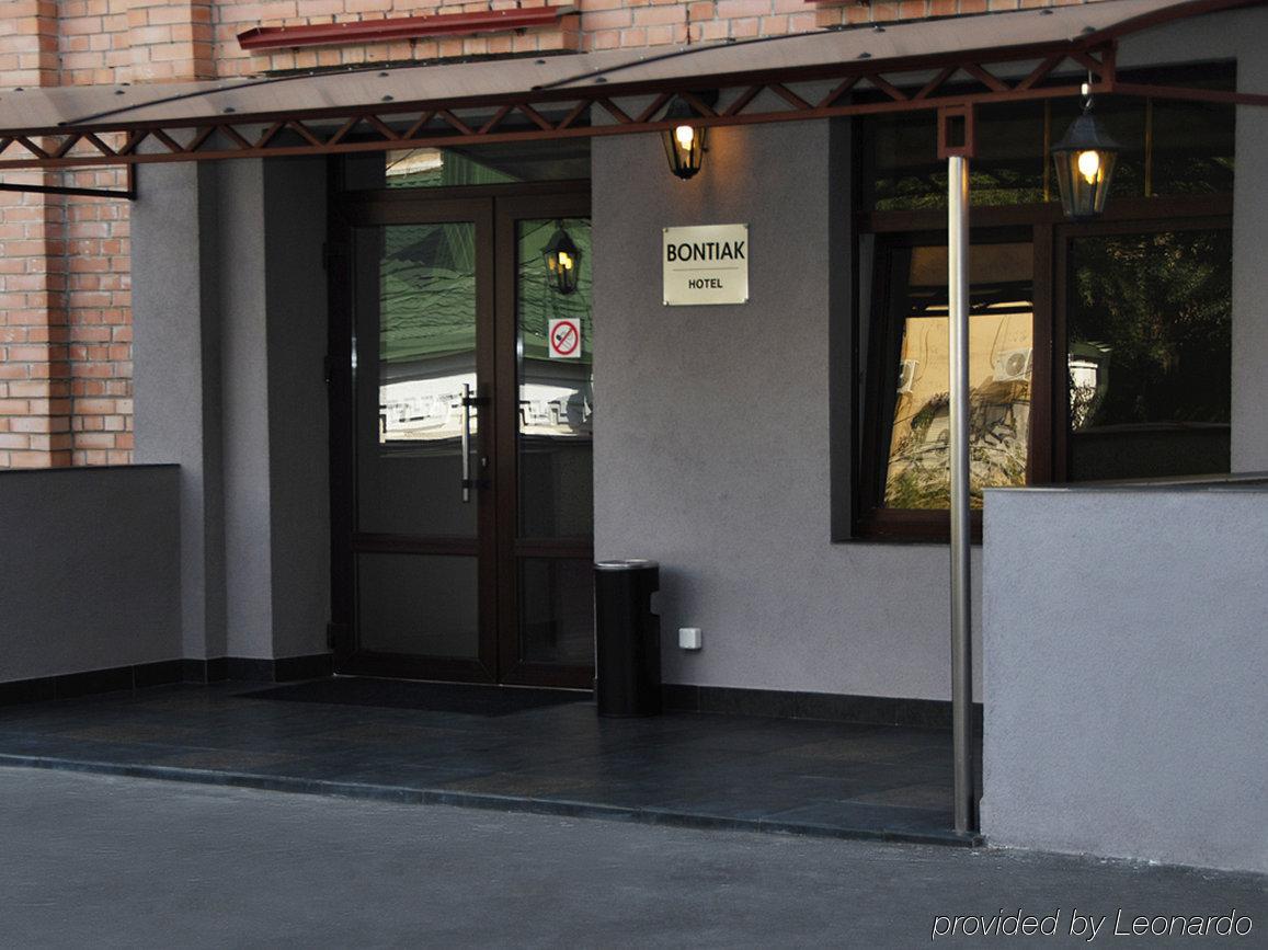Bontiak Hotel Киев Екстериор снимка