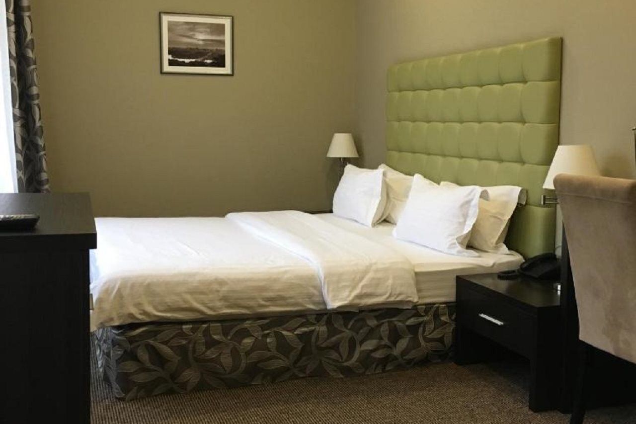 Bontiak Hotel Киев Екстериор снимка
